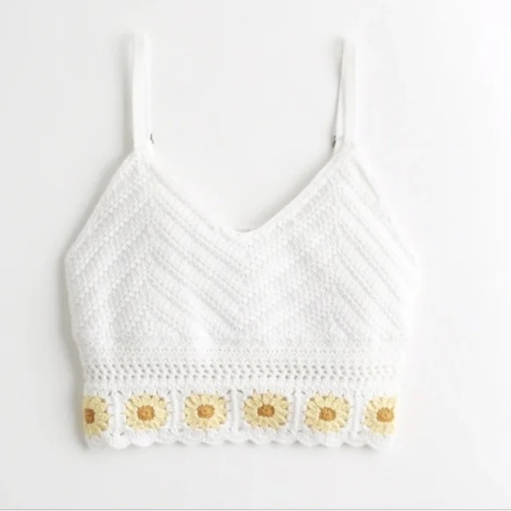 Hollister white crochet crop top with flowers​​​